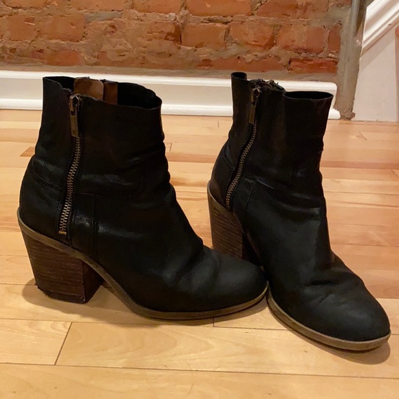 Lucky Brand Shoes - Lucky Brand booties